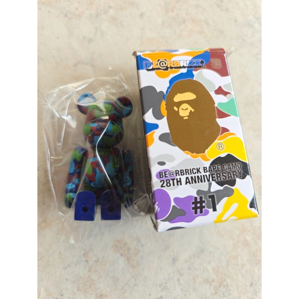 BE@RBRICK BAPE Camo 28th Anniversary #1 100% Green Red Blue Sealed Bearbrick